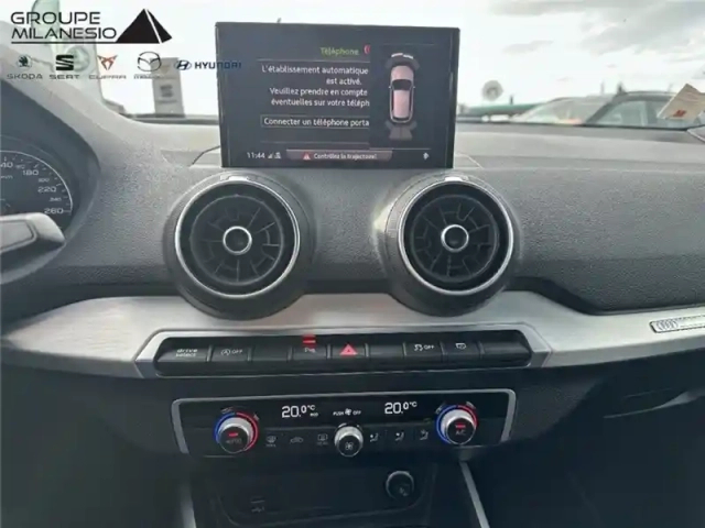 Audi Q2 35 tdi 150 s tronic 7 — photo 14