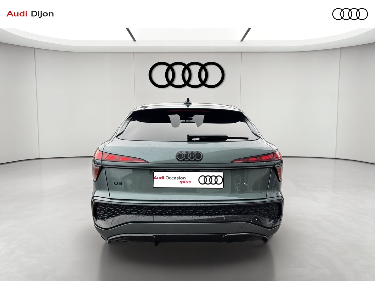Audi Q3 SB E HYBRID 272 CH S TRONIC 6 — photo 4