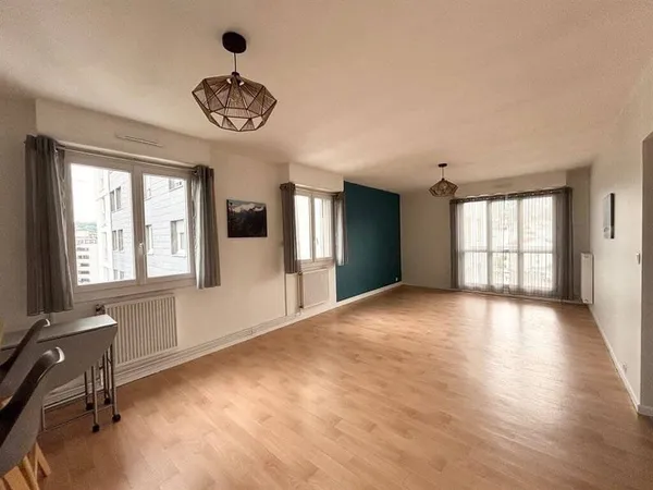 Appartement 3 pièces 81 m²