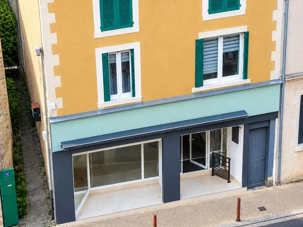 Opportunité rare sur la principale artère commerciale de la ville Local commercial de 40 m2 environ