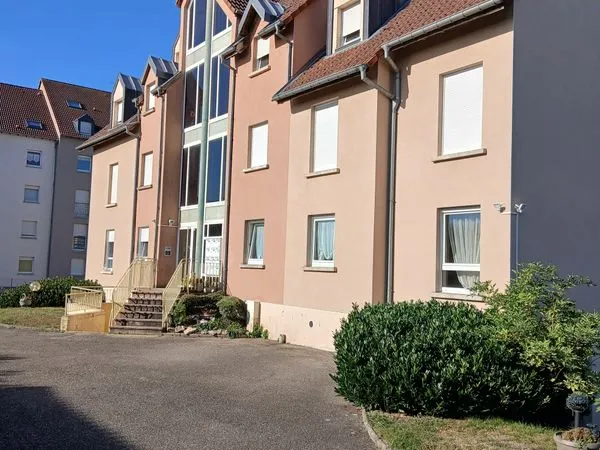 Vend très bel appartement dans petite résidence
