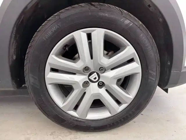 Dacia Sandero eco-g 100 — photo 30