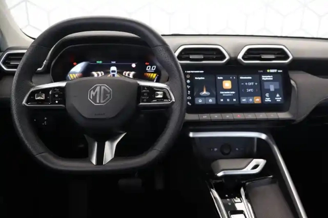 Mg Zs 1.5 l hybrid+ 197 ch — photo 48
