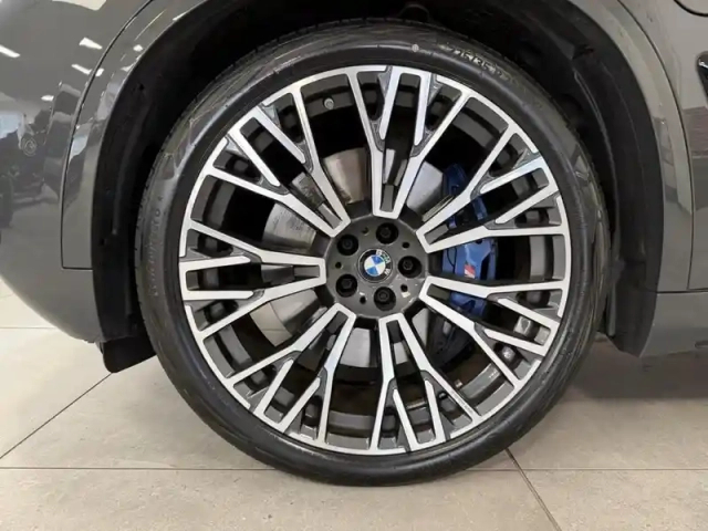 Bmw X5 xdrive50e 489ch m sport — photo 9