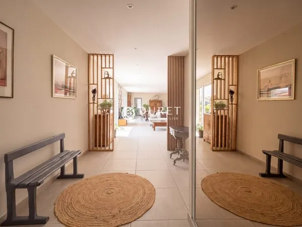 Plain-pied de 2018 - 148 m² de confort à deux pas du centre-