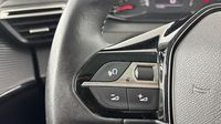 Peugeot 208 1.2 PureTech 100 S&S Active — photo 24