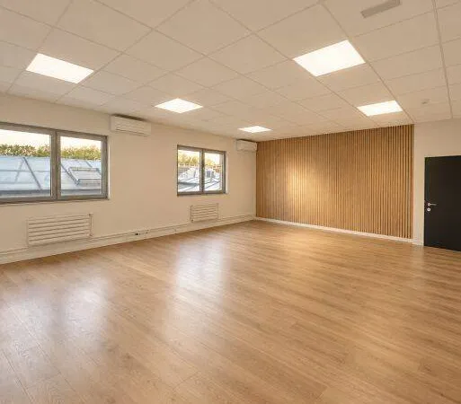 Bureau 158 m²