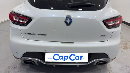 Renault Clio 1.6 Turbo 220 EDC6 - RS Trophy – 2016 – 90500 km – Essence – Boîte Automatique — photo 26