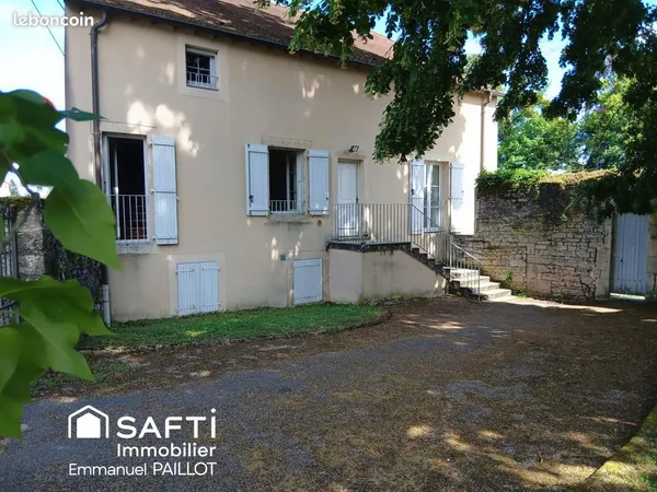 Triplex 3 pièces 78 m²