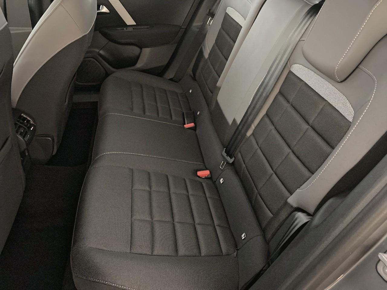 Citroën C4 hybride 145 ch e-dcs6 business — photo 10
