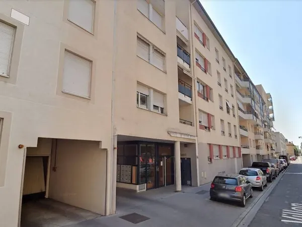 Stationnement Vente Lyon   92€
