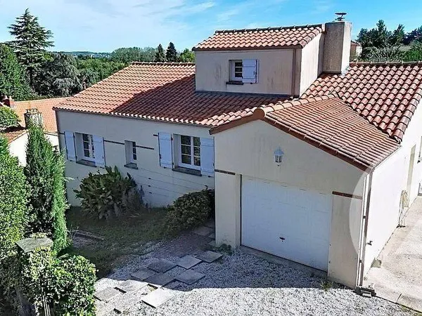 Maison 5 pièces 100 m²