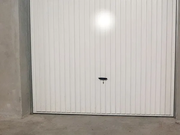 Garage fermé - île verte Grenoble 38000