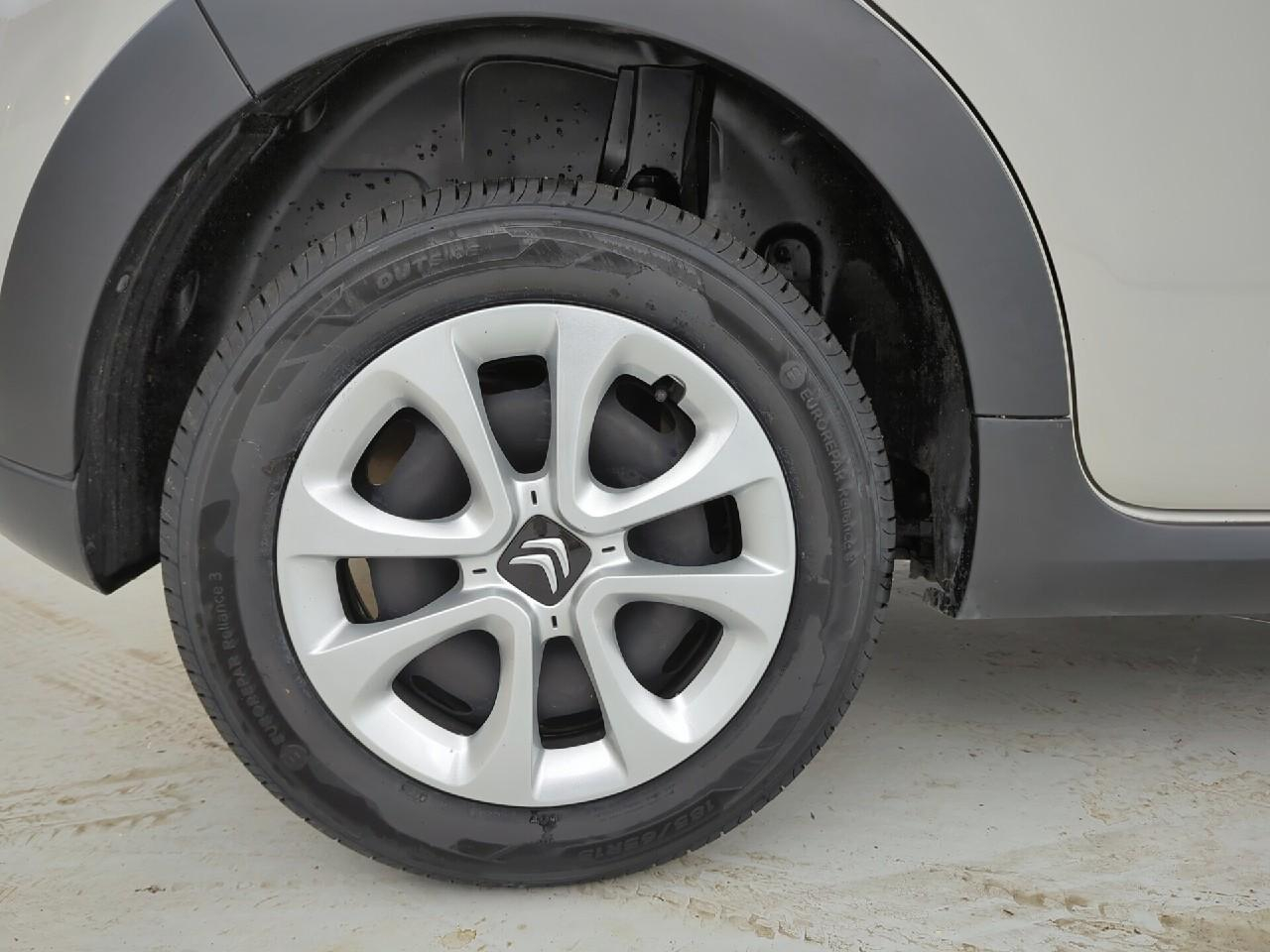 Citroën C3 puretech 83 ch bvm5 you — photo 29