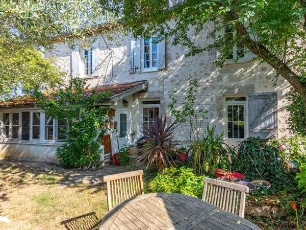 Maison 6 pièces 147 m²