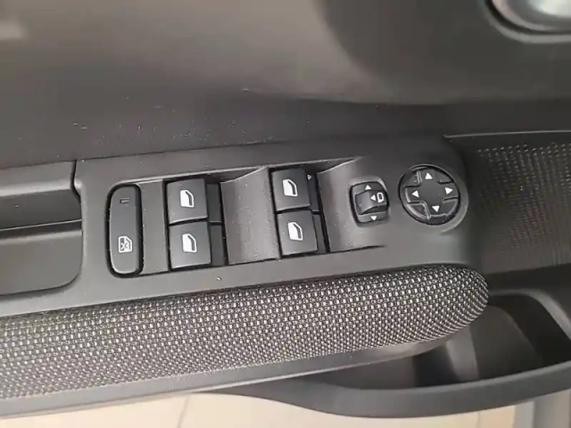 Citroën C3 Aircross puretech 130 s&amp;s eat6 — photo 76
