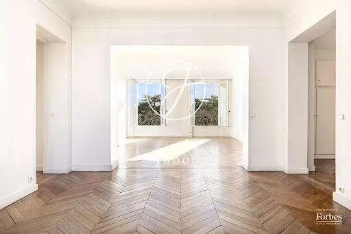 Appartement 5 pièces 150 m²