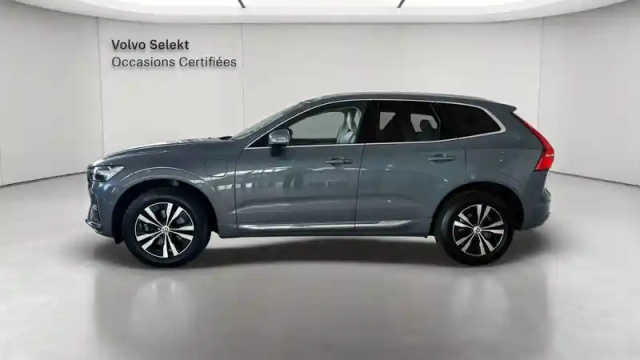 Volvo Xc60 t6 recharge awd 253 ch + 145 ch geartronic 8 — photo 3