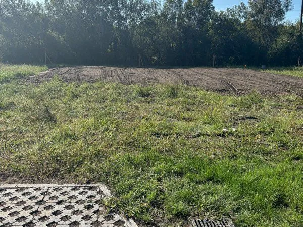 Terrain professionnel 585 m² - Magescq - Bâtiment jusqu'à 400 m²