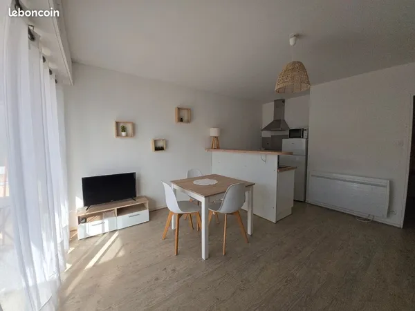 Studio de 27 m2 rénové en 2020