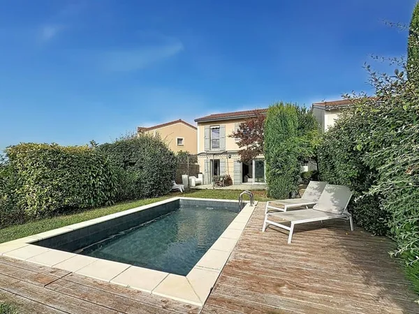 Maison 5 pièces 87 m²