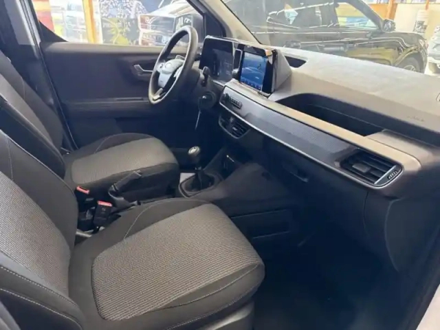 Ford Transit Courier 1.0 ecoboost 100ch trend — photo 11