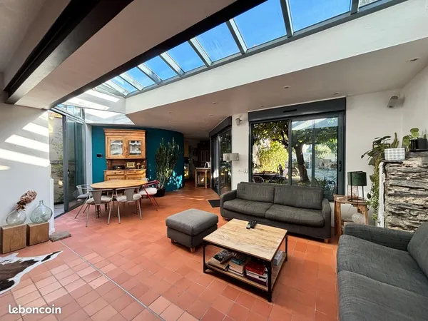 Maison 6 pièces 141 m²