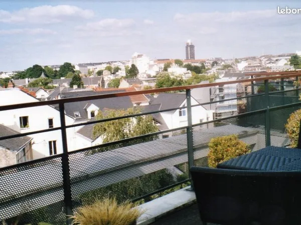 T2 Recent Nantes Centre / Canclaux-Mellinet - Vue sur la Ville