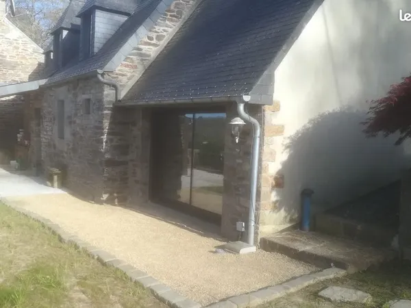 Petite maison à louer à l'année à Lannion (880 euros)