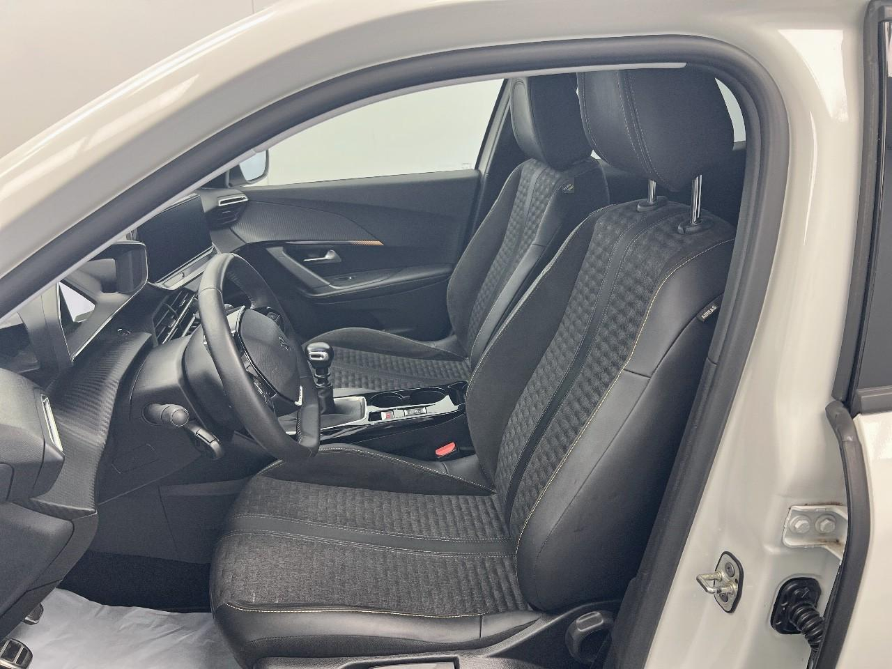 Peugeot 2008 puretech 130 s&s bvm6 roadtrip — photo 9