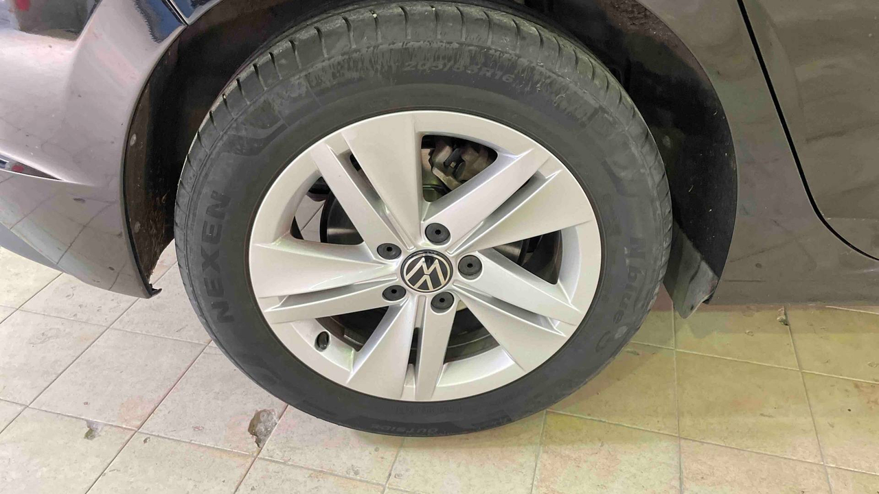 Volkswagen Golf 2.0 TDI SCR 115 BVM6 — photo 25