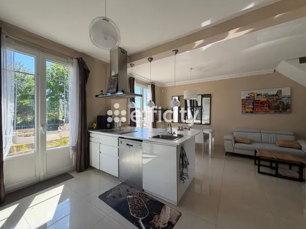 Maison 5 pièces 106 m²