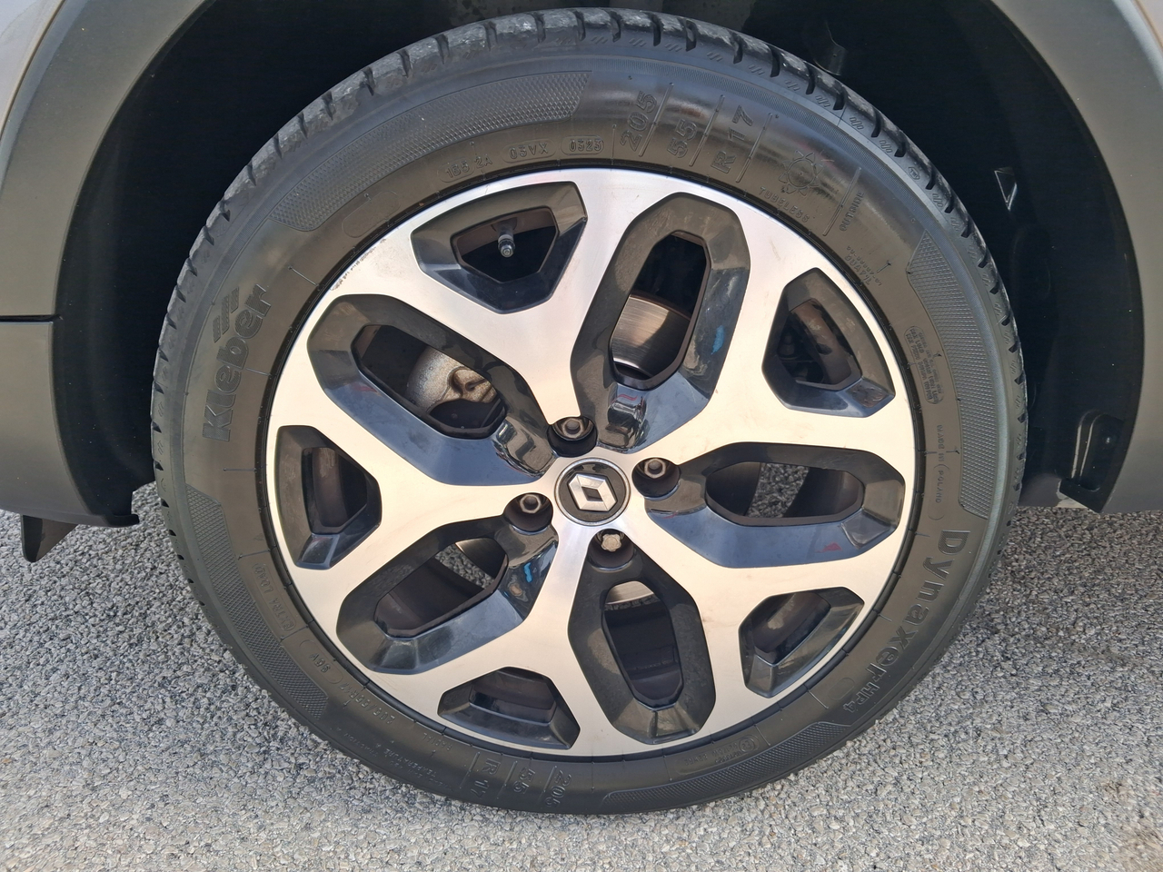 Renault Captur TCe 120 Energy — photo 75