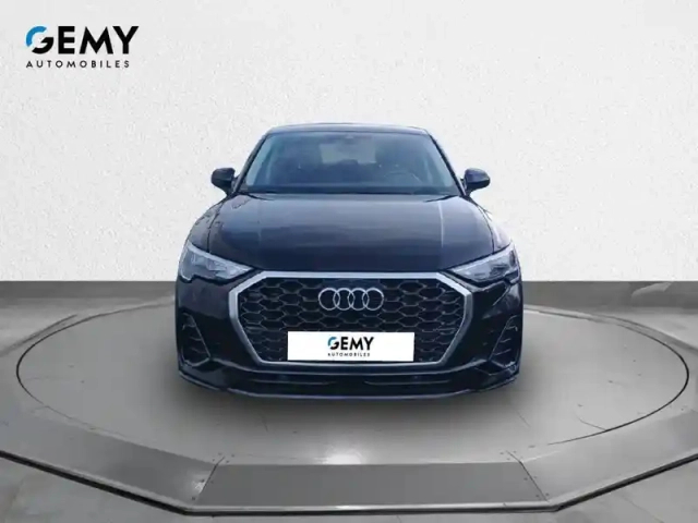 Audi Q3 sportback 35 tfsi 150 ch — photo 18