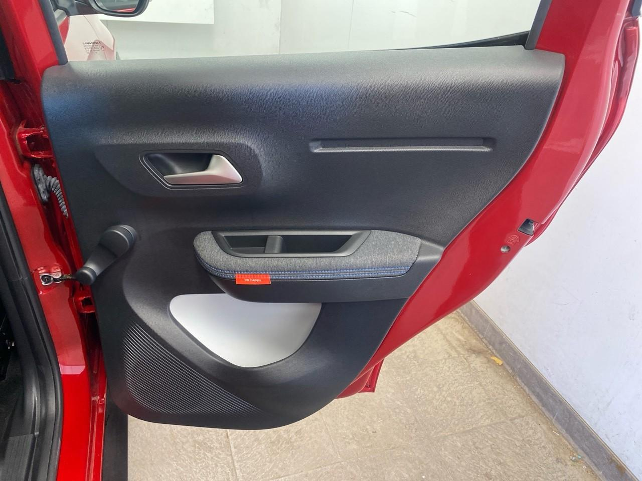 Citroën C3 turbo 100 ch manuelle plus — photo 23