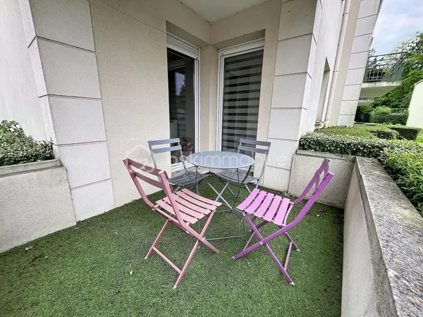 APPARTEMENT T3 AVEC TERRASSE