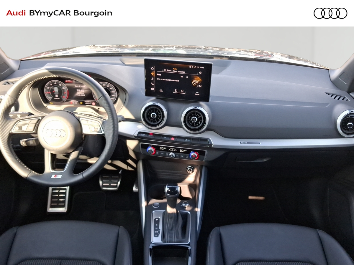 Audi Q2 35 TFSI 150 S tronic 7 — photo 9