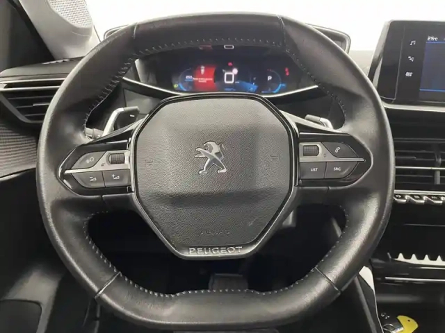 Peugeot 208 puretech 100 s&amp;s eat8 — photo 23