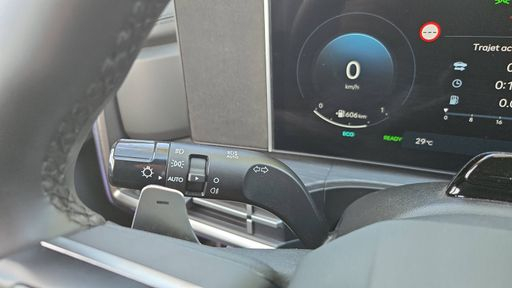 Hyundai Santa Fe 1.6 T-GDI 253 - Executive – 2024 – 13942 km – Hybride rechargeable – Boîte Automatique — photo 41