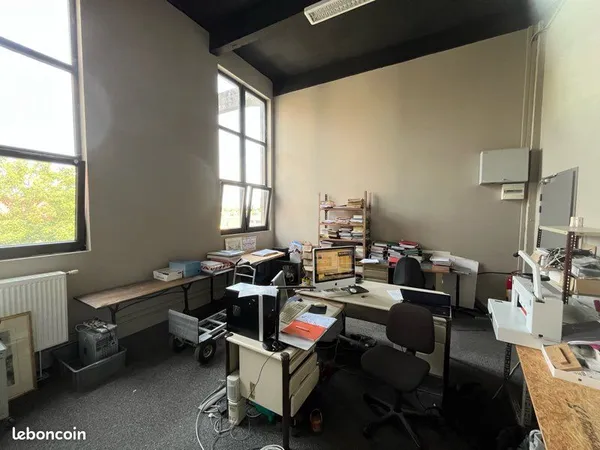 Location bureau
