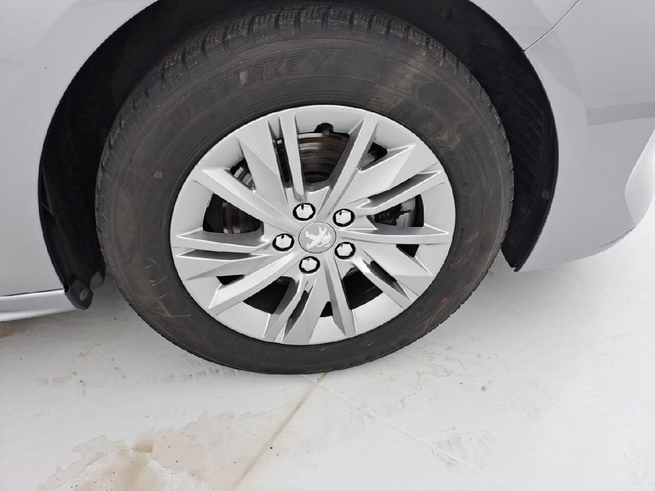 Peugeot 508 sw puretech 130 ch s&s eat8 active pack — photo 18