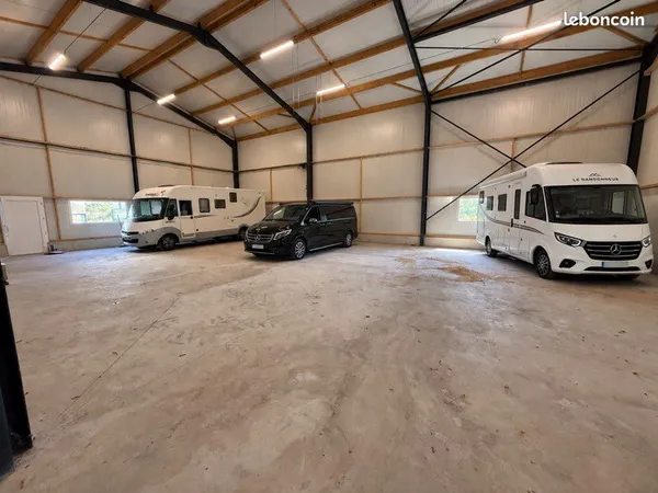 Stockage sécurisé camping car , bateau , voiture de collection