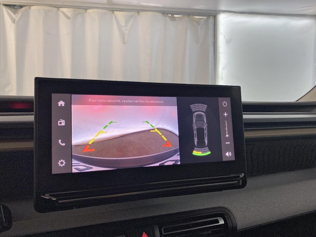 Citroën C3 Aircross hybride 145 ch aut plus — photo 17