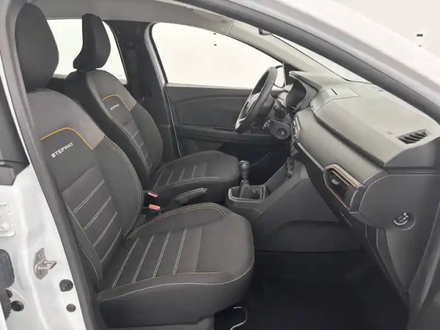 Dacia Sandero eco-g 100 — photo 23