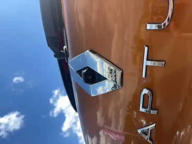 Renault Captur blue dci 95 — photo 19