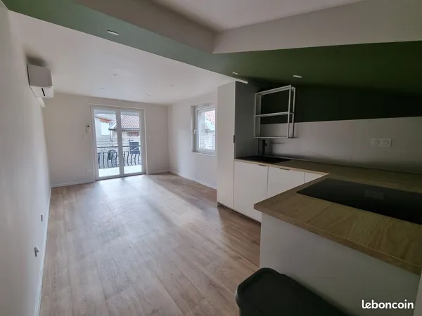 Maison de village T2 47m² + garage et terrasse