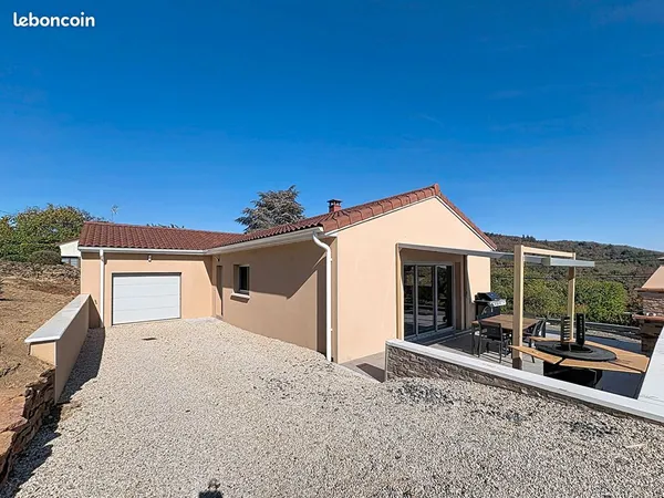 Villa 4 pièces 100 m²
