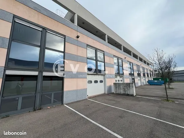 Bureaux 407 m²