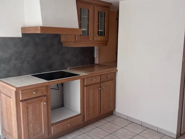 APPARTEMENT F2 les forges de Bourguignon