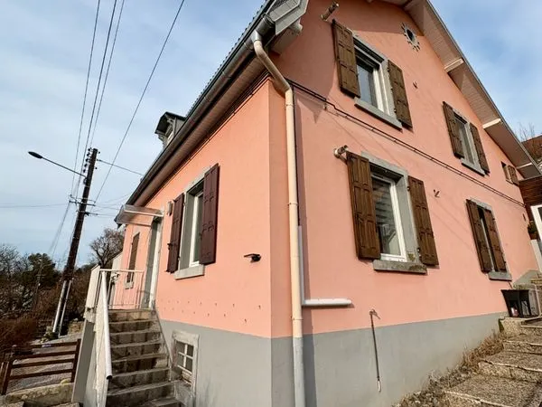 Appartement dans maison